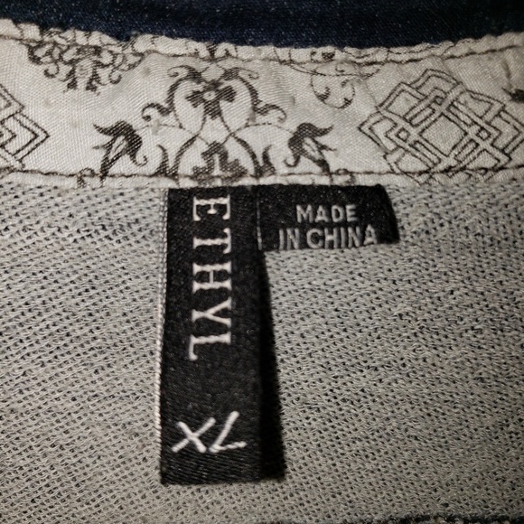 Jean jacket - Picture 3 of 4